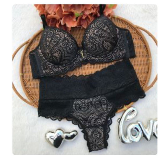 Lingerie Black and Beige